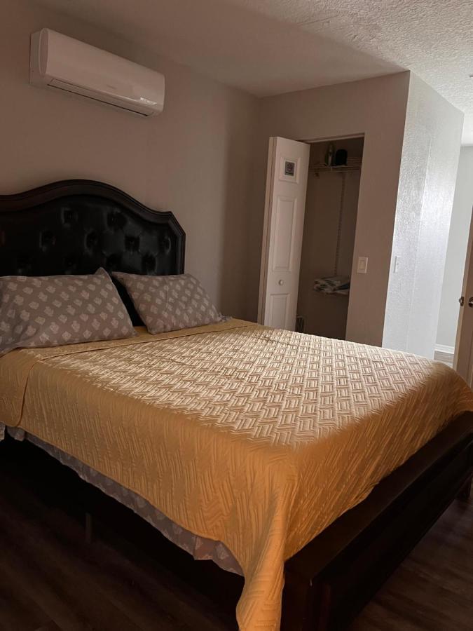 Casa Familia Martino 5 Apartment Тампа Екстериор снимка